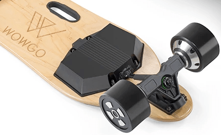 Battery location, dual motor and carrying handle Wowgo board